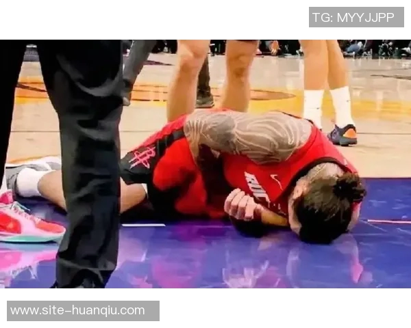 狄龙超远助攻阿伦上反篮湖人紧急喊停恶人空接瞬间