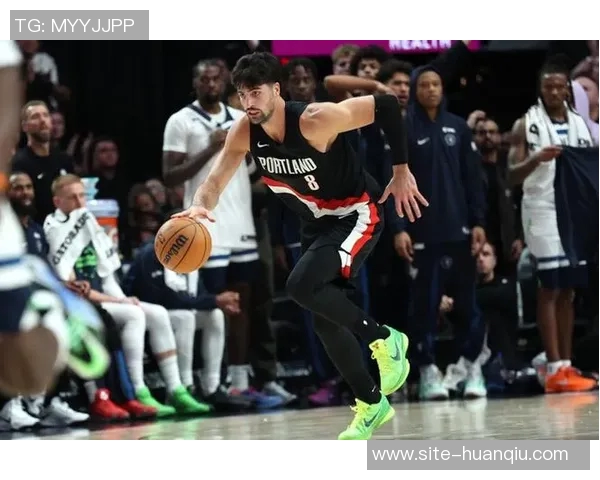 阿夫迪亚连续三场比赛得分20成为开拓者历史上第二位达成此成就的球员