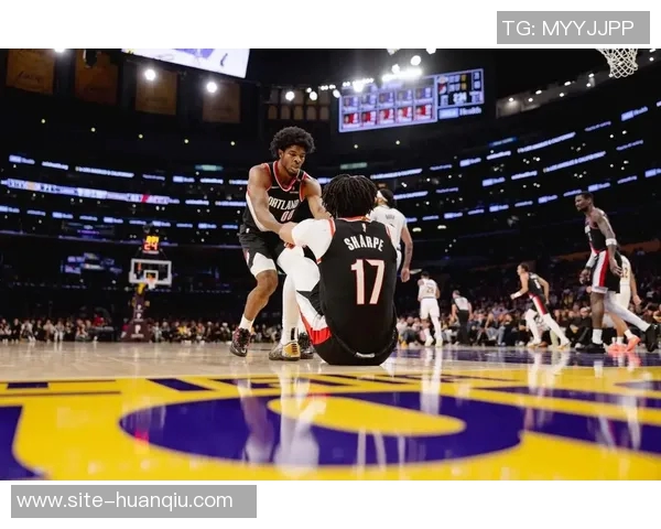 拓记:开拓者面临最后86小时的决策时刻是否提前续约夏普 拓记:开拓者面临最后86小时的决策时刻是否提前续约夏普