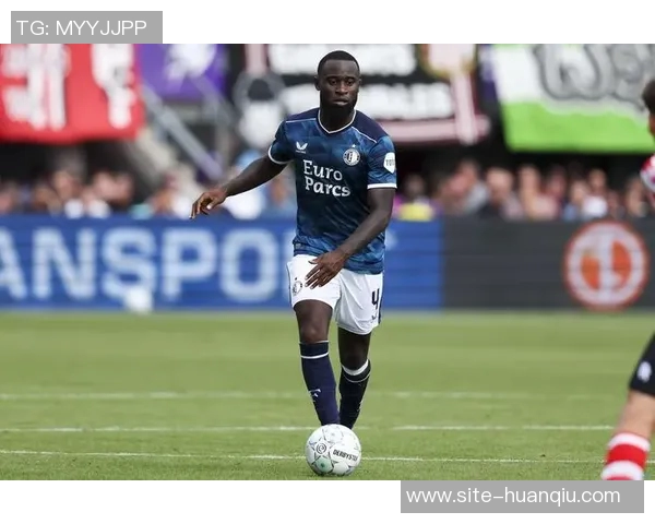 法尔克透露格雷罗赛季末离队拜仁将引进费耶诺德右后卫雷德