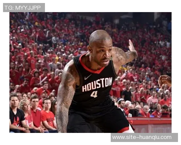 艾顿状态下滑詹姆斯不给球防守频频失误成球队隐患